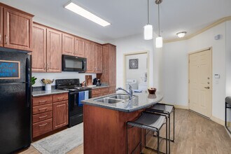 Trails at SanTan in Gilbert, AZ - Building Photo - Interior Photo