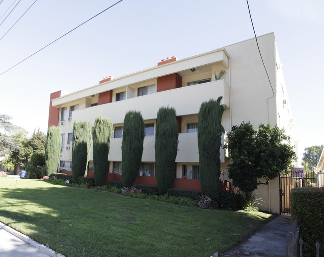 Toluca Towers in Toluca Lake, CA - Foto de edificio - Building Photo