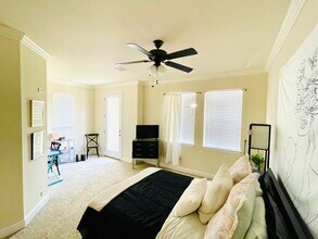 109 S Packwood Ave, Unit A in Tampa, FL - Building Photo - Building Photo