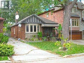 32 Johnston Ave in Toronto, ON - Building Photo