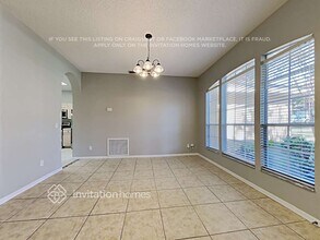 1340 Crown Isle Cir in Apopka, FL - Foto de edificio - Building Photo