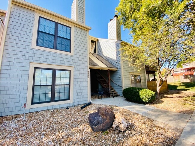 12030 W 58th Terrace in Shawnee, KS - Building Photo - Building Photo