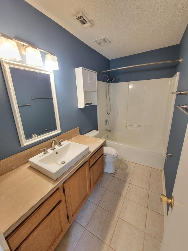 2805 Braswell St in Navarre, FL - Building Photo - Building Photo