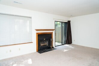 127 Blithe Ct in Charlottesville, VA - Building Photo - Building Photo