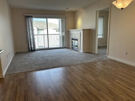 7504-7504 Topaz Dr in Chilliwack, BC - Building Photo