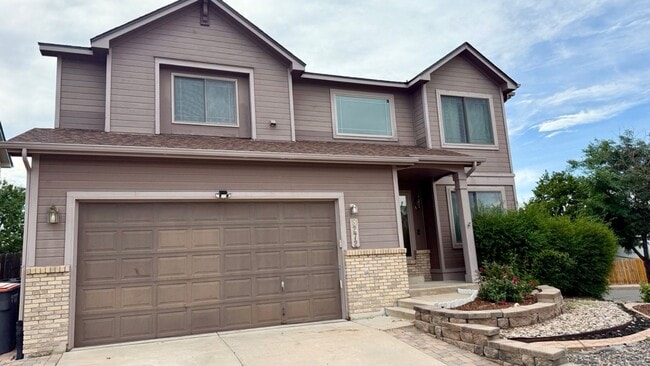 8272 Ravenel Dr