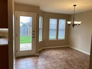 103 Dogwood Dr in Georgetown, TX - Building Photo - Building Photo