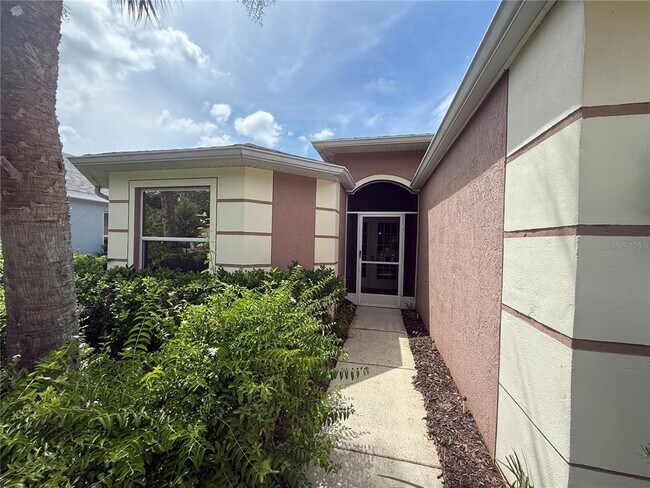 11109 Jenkins Ct in San Antonio, FL - Building Photo - Building Photo