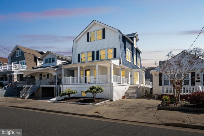 3 N Surrey Ave