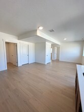 682 Benedict Dr in Saratoga Springs, UT - Foto de edificio - Building Photo