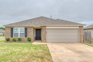 1325 Quartz Pl in Noble, OK - Building Photo