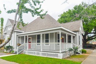 1707 Sabine St in Houston, TX - Building Photo
