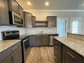 4553 W Divide Dr in Fayetteville, AR - Building Photo - Building Photo