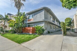 11921 Goshen Ave, Unit 6 in Los Angeles, CA - Building Photo