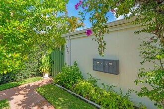 3725 S Olive Ave in West Palm Beach, FL - Building Photo - Building Photo