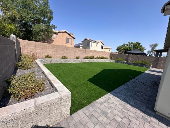 21940 N 69th Dr in Glendale, AZ - Building Photo - Building Photo
