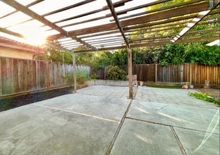 2365 Fallingtree Dr in San Jose, CA - Building Photo - Building Photo