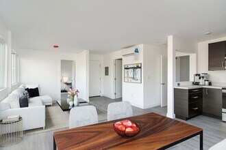 2315 El Cajon Blvd in San Diego, CA - Building Photo - Building Photo