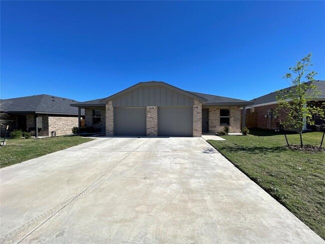 2324 Duntov Dr-Unit -Unit B in Temple, TX - Building Photo - Building Photo