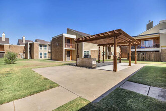 Canyon Apartments in Lubbock, TX - Foto de edificio - Building Photo