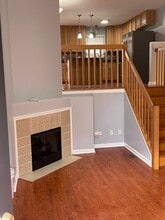 7256 N Rogers Ave in Chicago, IL - Foto de edificio - Building Photo