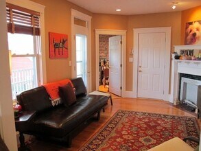 375 Walden St, Unit 3 in Cambridge, MA - Building Photo - Building Photo