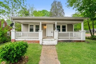 3040 N Patterson Ave in Winston-Salem, NC - Building Photo