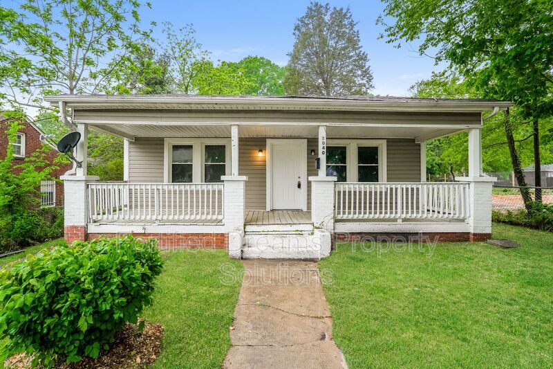 3040 N Patterson Ave in Winston-Salem, NC - Building Photo
