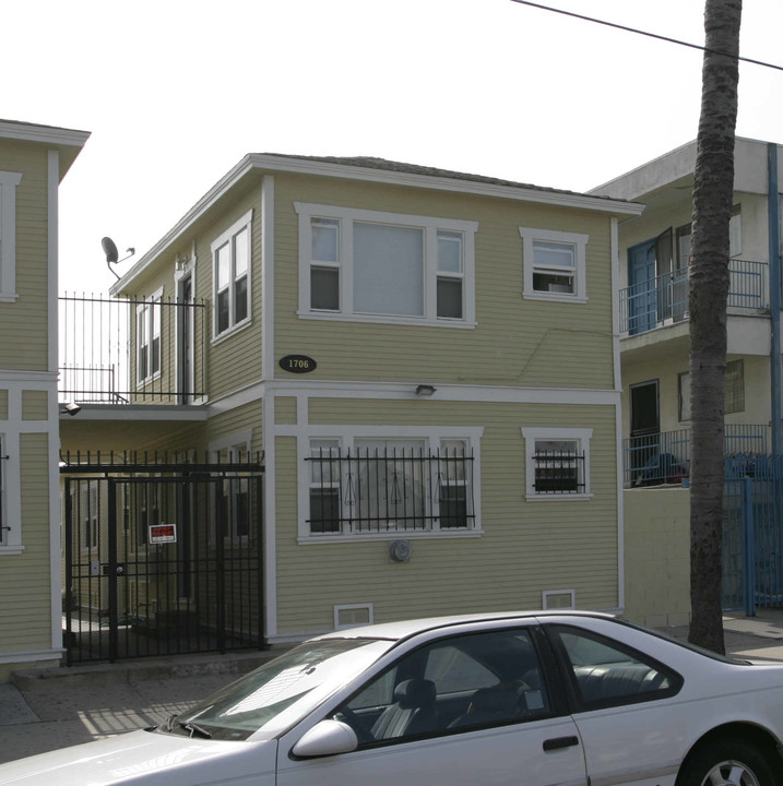 Sherman Cottage Apartments in Long Beach, CA - Foto de edificio