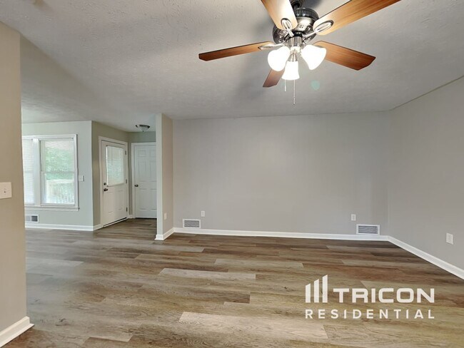 70 River N Ct in Covington, GA - Building Photo - Building Photo