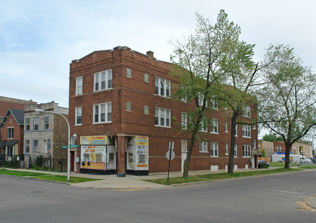 3259 W Crystal St in Chicago, IL - Foto de edificio