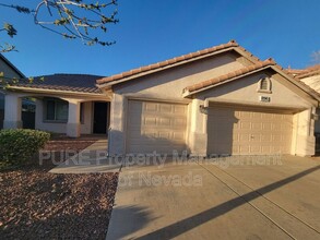 1296 Sage Green Ct in Henderson, NV - Building Photo - Building Photo