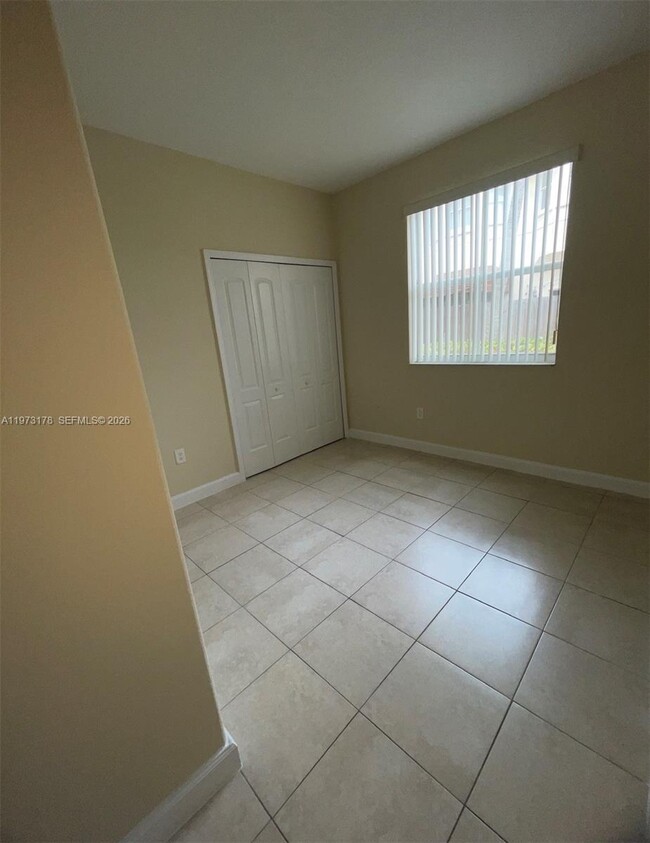 property at 1661 SE 29th Ct