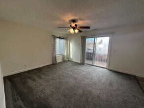 4602 Neil Rd in Reno, NV - Building Photo - Building Photo