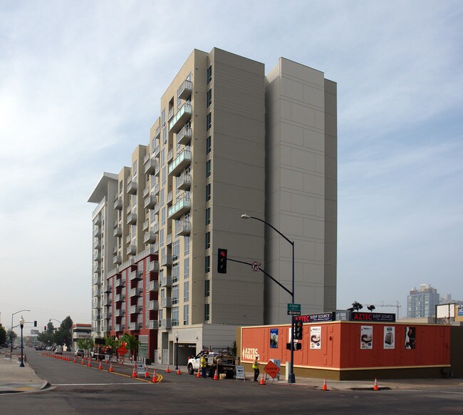 16th & Market Workforce in San Diego, CA - Foto de edificio - Building Photo