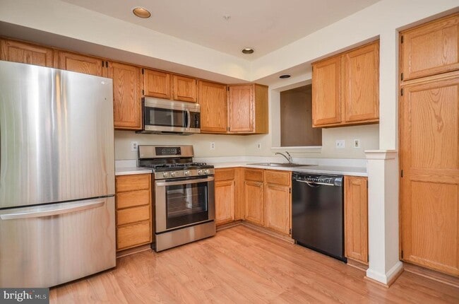 3003 Gatehouse Ct in Olney, MD - Building Photo - Building Photo