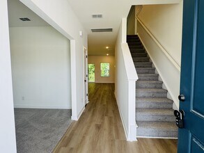 114 Kingswood Ter in Bloomingdale, GA - Building Photo - Building Photo