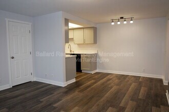 6116 22nd Ave NW in Seattle, WA - Building Photo - Building Photo