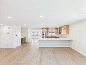 1447 Olive Ave in Vista, CA - Building Photo - Building Photo