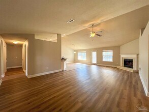 5588 Inspiration Street in Milton, FL - Building Photo - Building Photo