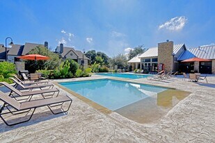 12007 N Lamar Blvd, Unit 0125 in Austin, TX - Building Photo