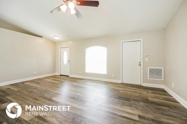 2005 Christopher Ave N in Lehigh Acres, FL - Building Photo - Building Photo