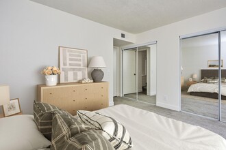 Sand Canyon Ranch in Canyon Country, CA - Foto de edificio - Building Photo