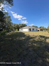 881 Hollahan Rd SE in Palm Bay, FL - Building Photo - Building Photo