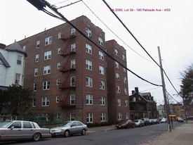 190 Palisade Ave Apartments