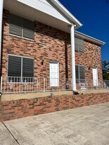711 7th St, Unit 5 in Galveston, TX - Building Photo
