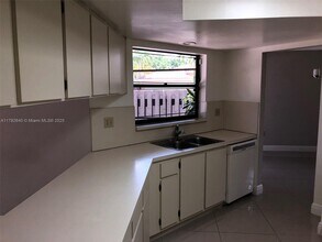 9082 SW 112th Pl in Miami, FL - Building Photo - Building Photo