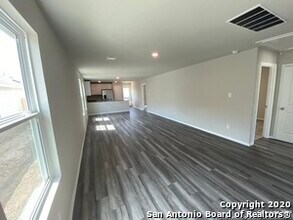 6930 Sunspot in Converse, TX - Building Photo - Building Photo