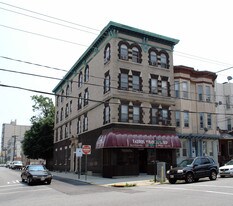 1816 Palisade Ave in Union City, NJ - Building Photo