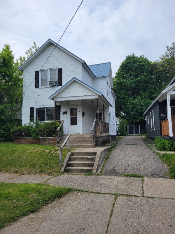 1101 3rd St NW